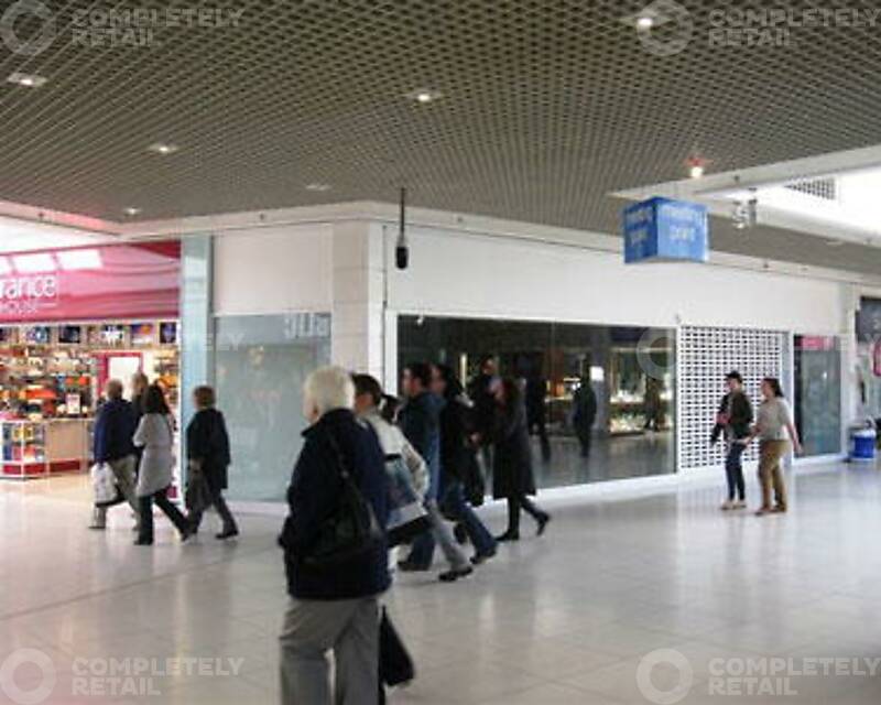 Unit 31A, Howgate Shopping Centre - Picture 1