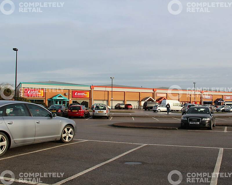 Proposed Pod, Woodhall Retail Park, Bradford - Picture 2023-08-18-12-06-06