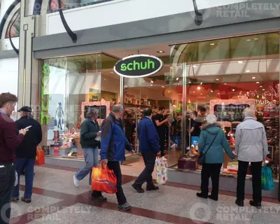 Unit 33, King's Walk, Priory Meadow