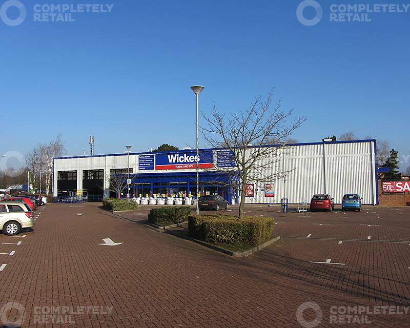 Crown Way Retail Park - Picture 1