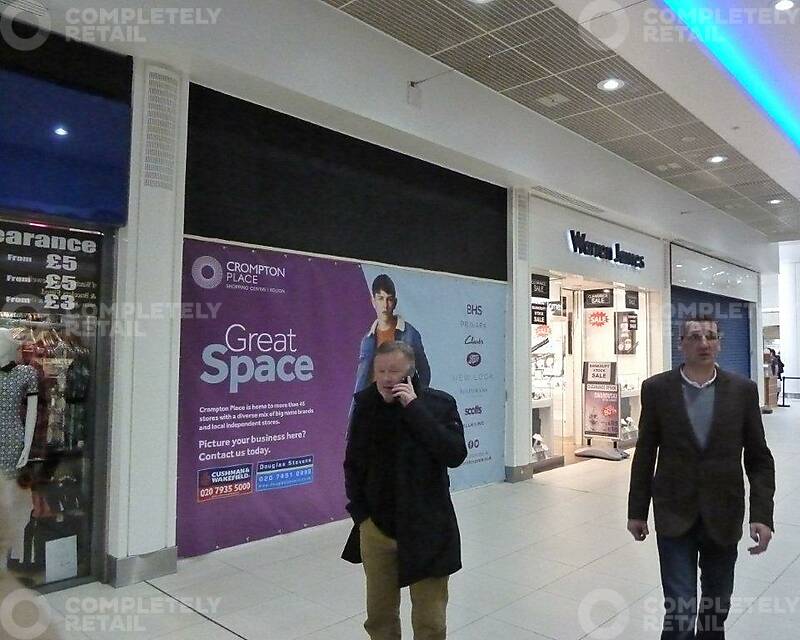 7 Acresfield Mall, Crompton Place - Picture 1