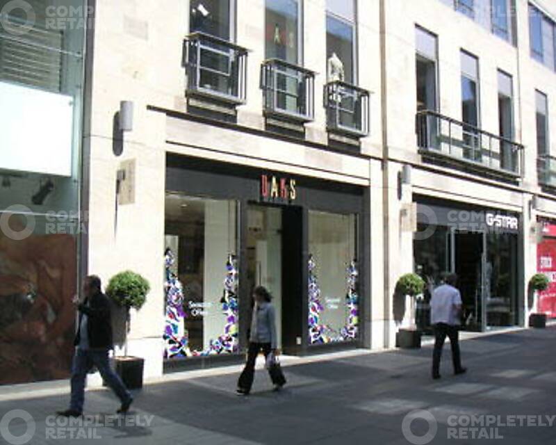 7, Multrees Walk - Picture 1