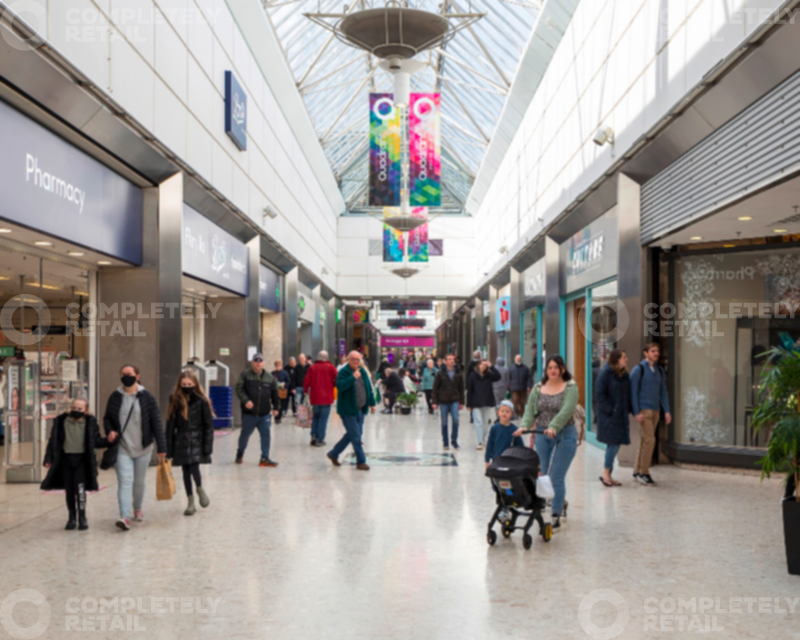Unit 1 Queen's Arcade, The Quadrant Shopping Centre, Swansea - Picture 2023-12-04-10-19-39