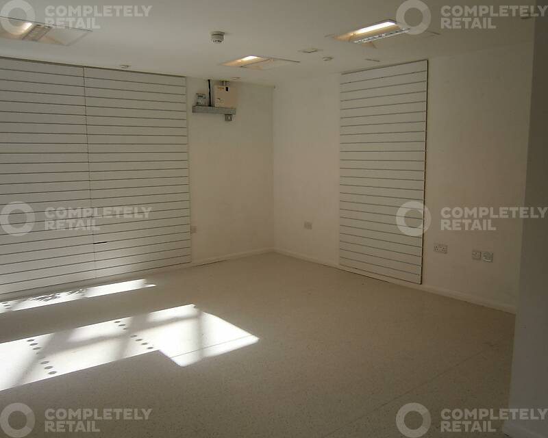 Unit 132, Romford Shopping Hall - Picture 1