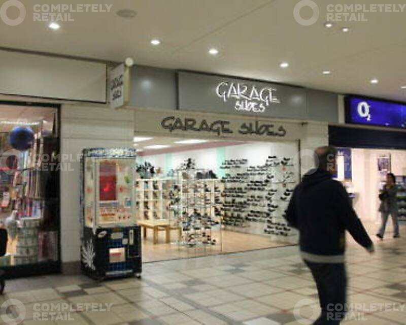 43B The Plaza, East Kilbride Shopping Centre - Picture 1