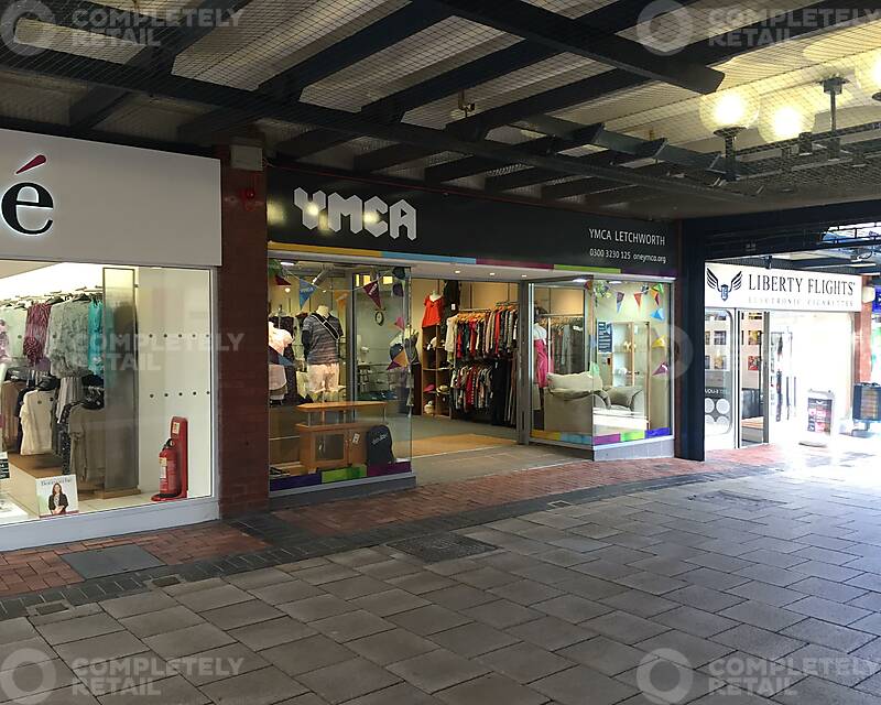 5 Commerce Way, Garden Square Shopping Centre - Picture