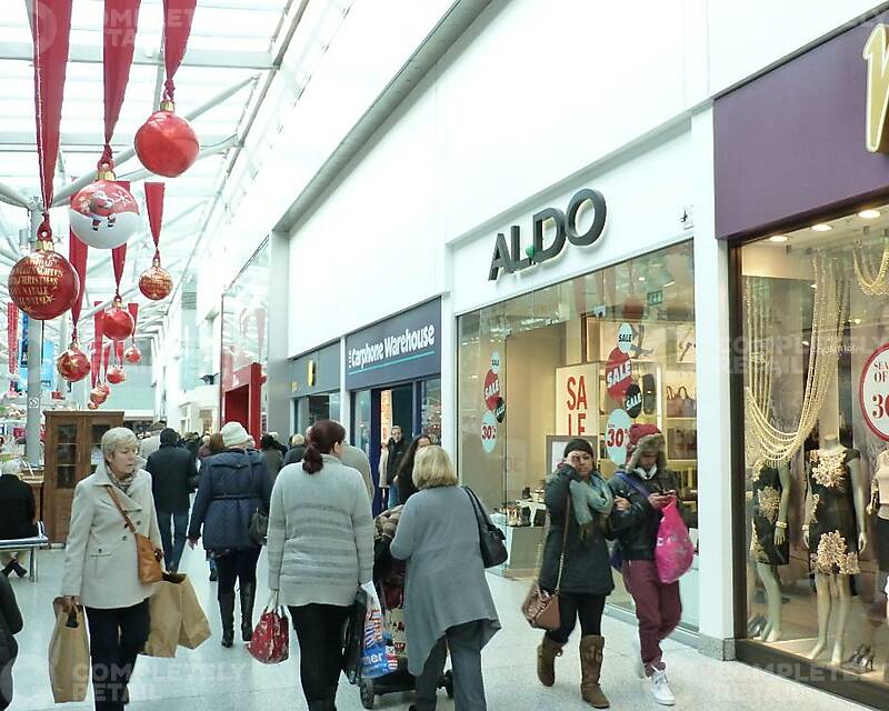 F6, The Liberty Centre - Picture 1