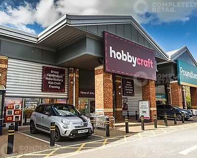 Unit 2B, Borehamwood Shopping Park