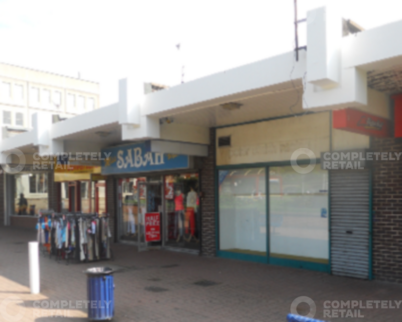 32, Bramley Shopping Centre - Picture 1