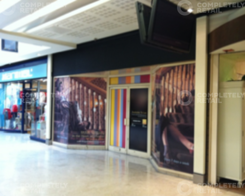 15 Paddock Row, The Grosvenor Shopping Centre - Picture 1