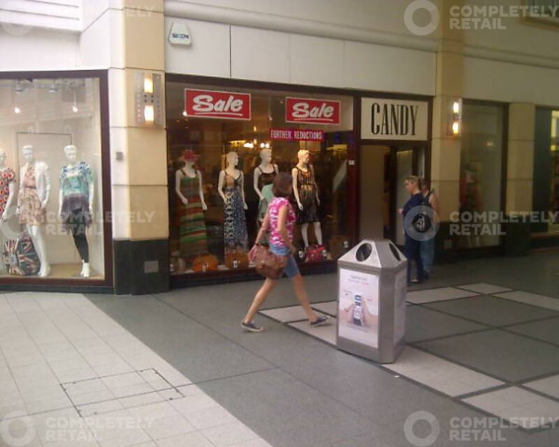 88 Merseyway, Merseyway Shopping Centre - Picture 1