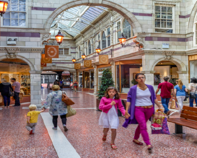 11 St Michael's Row, The Grosvenor Shopping Centre - Picture 1