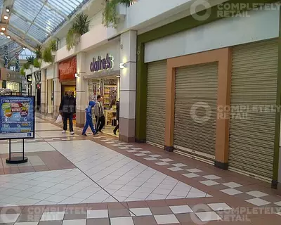 6 Union Arcade