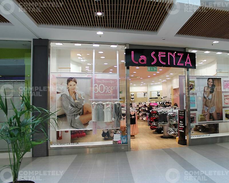 Unit LR5 Centre West Lower, East Kilbride Shopping Centre - Picture 1