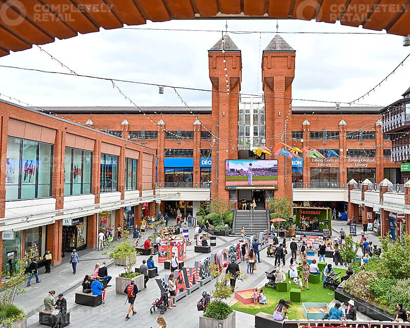 Unit 4 Oak Road, Ealing Broadway Centre, Greater London - Picture 2026-04-14-15-06-06