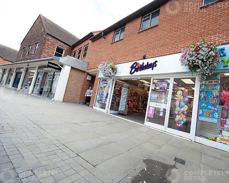 8-9, King Edward Court