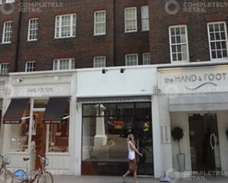 151a Fulham Road - Picture 1