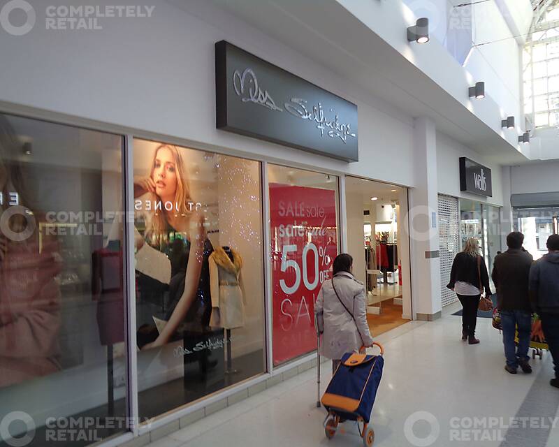 56, Cascades Shopping Centre, Portsmouth 