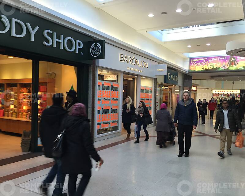 10 The Mall, Stratford Shopping Centre