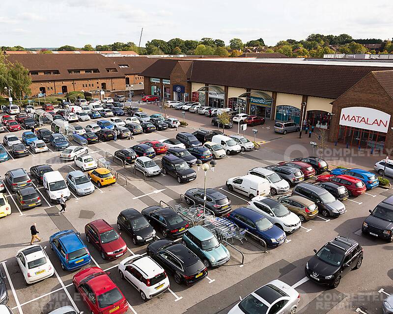 Unit B, Chineham Shopping Park, Basingstoke - Picture 2025-05-08-14-36-45