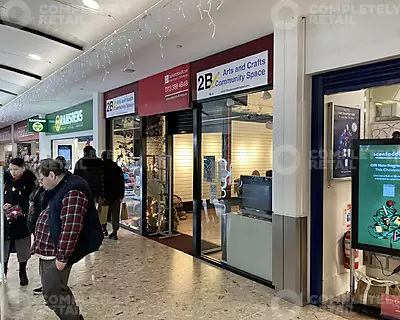 Unit 28, Oberhausen Mall