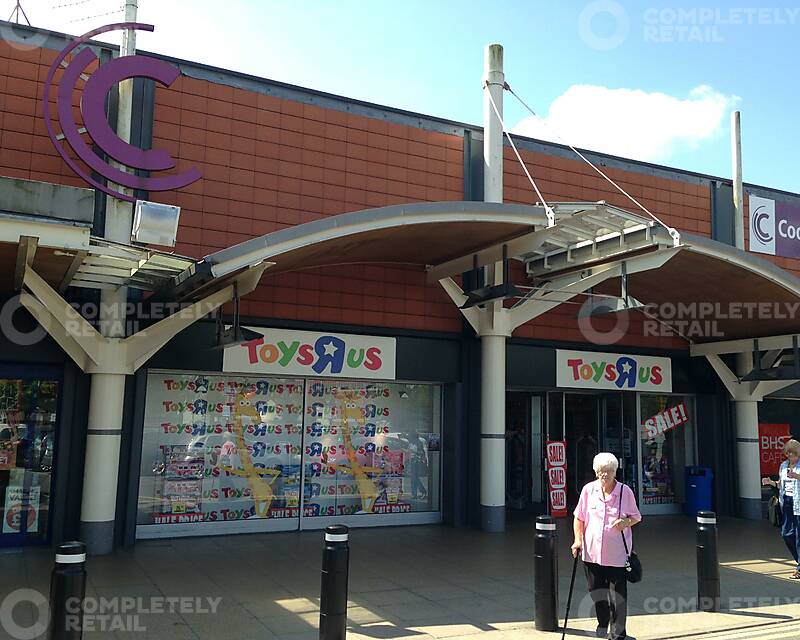 Unit 21 Underhill Walk, Coopers Square Shopping Centre - Picture 3