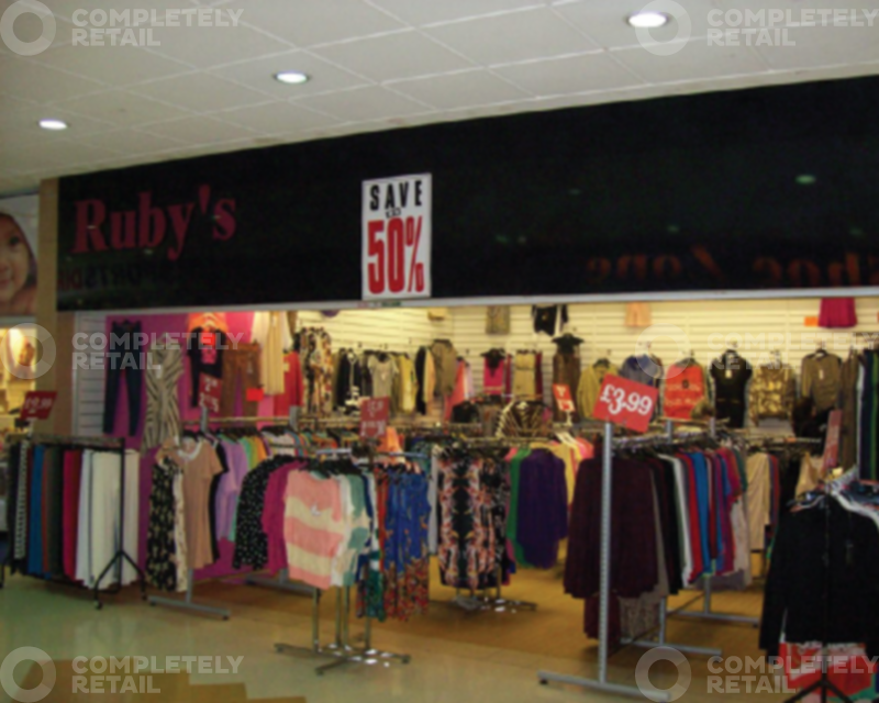 Unit 28a West Mall, Grays Shopping Centre - Picture 1