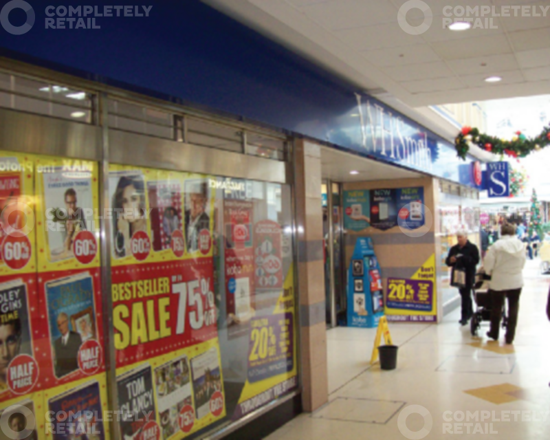 Unit 12-14 West Mall, Grays Shopping Centre - Picture 1