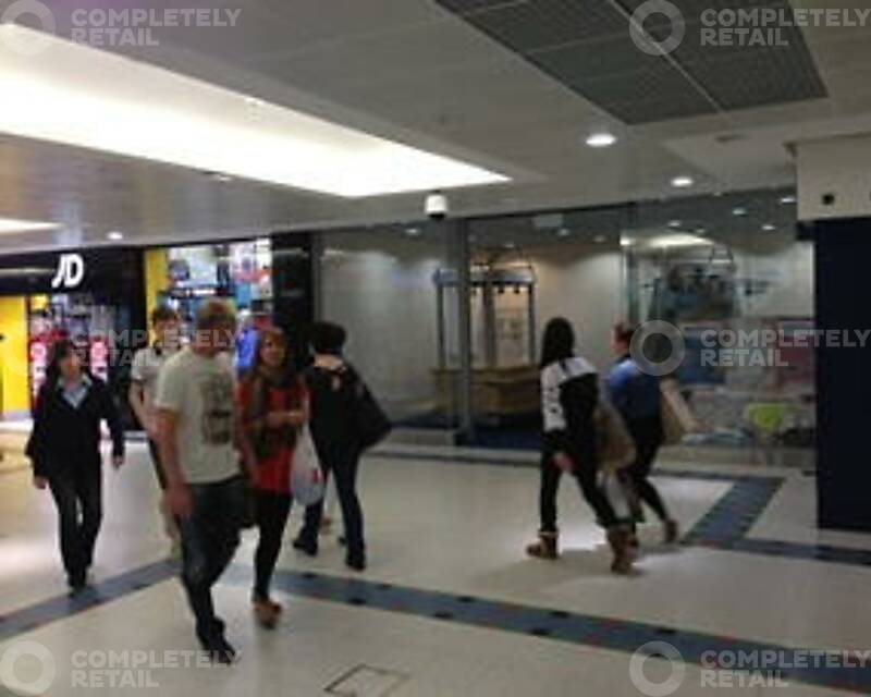 3, Park Walk, Kingfisher Shopping Centre - Picture 1