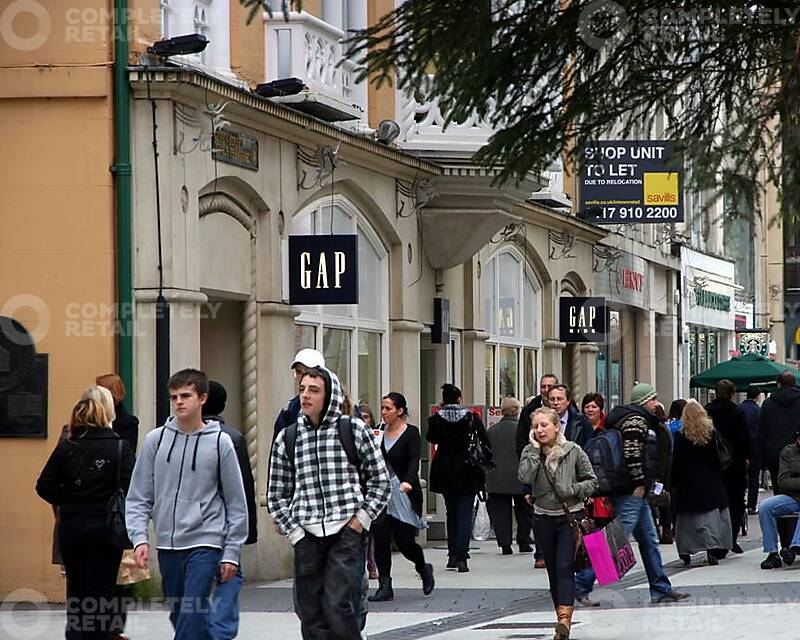 10/11 Queen Street, Queens Arcade
