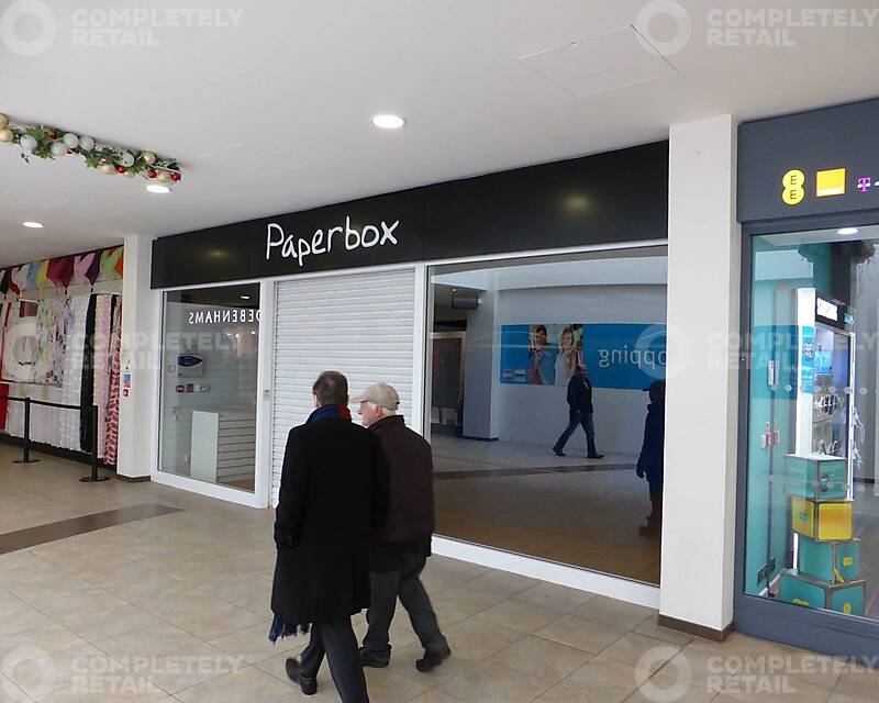 Unit 25, Market Gates Shopping Centre - Picture 1