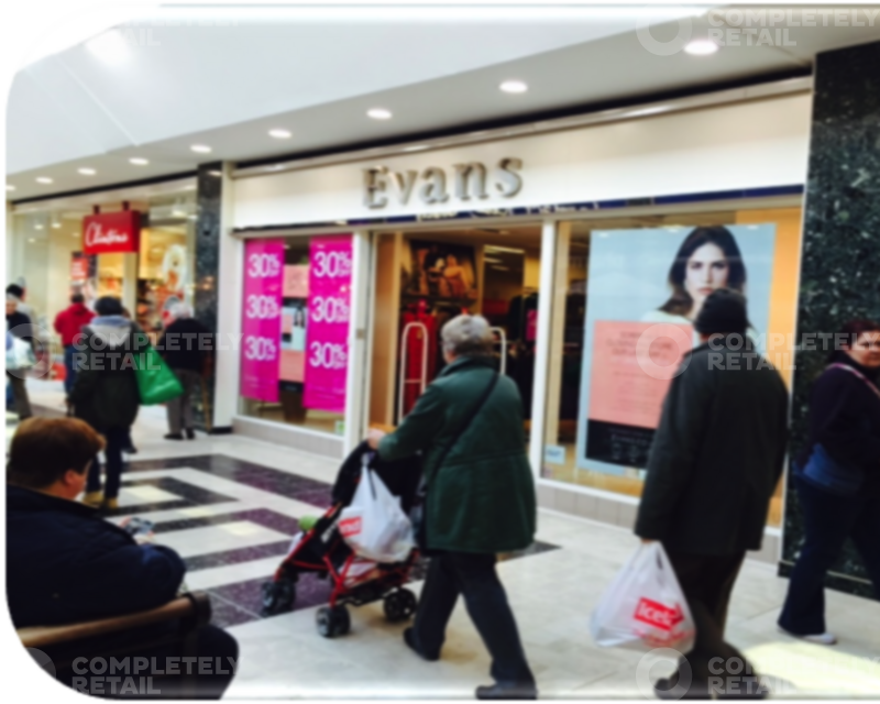 33 The Mall, Newlands Shopping Centre - Picture 1