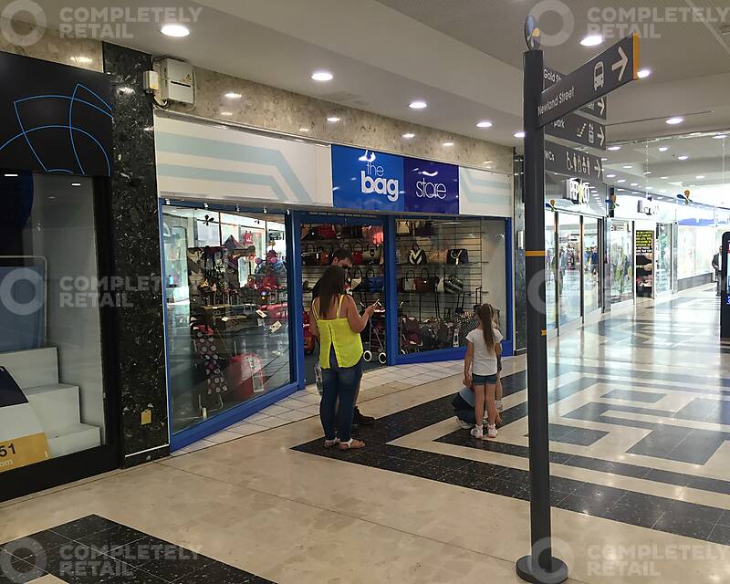 24 The Mall, Newlands Shopping Centre - Picture