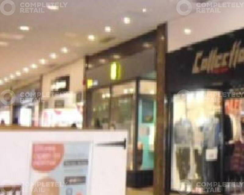 Unit 59, Four Seasons Shopping Centre, Mansfield - Picture 2017-12-05-10-03-38