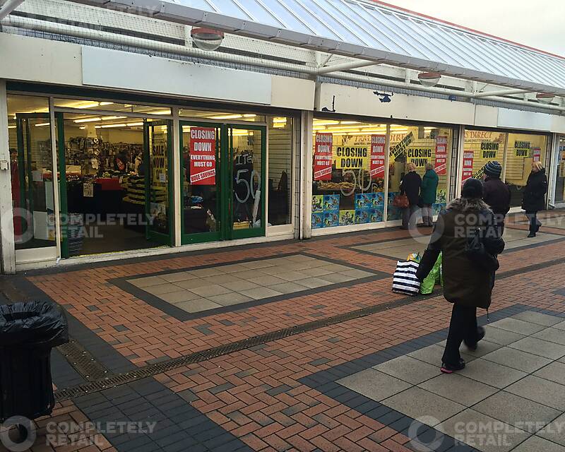 26-30 Princes Pavement, The Pyramids Shopping Centre - Picture 1