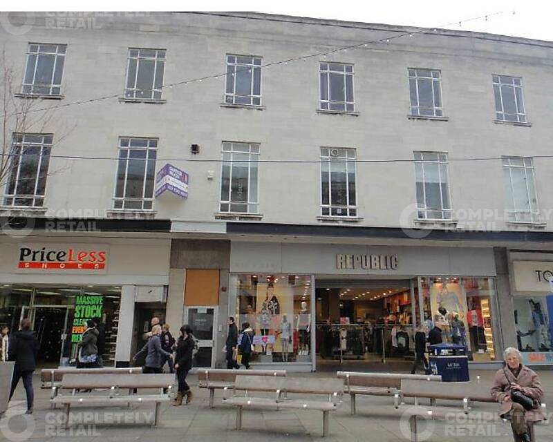 146 Commercial Road - Picture 1