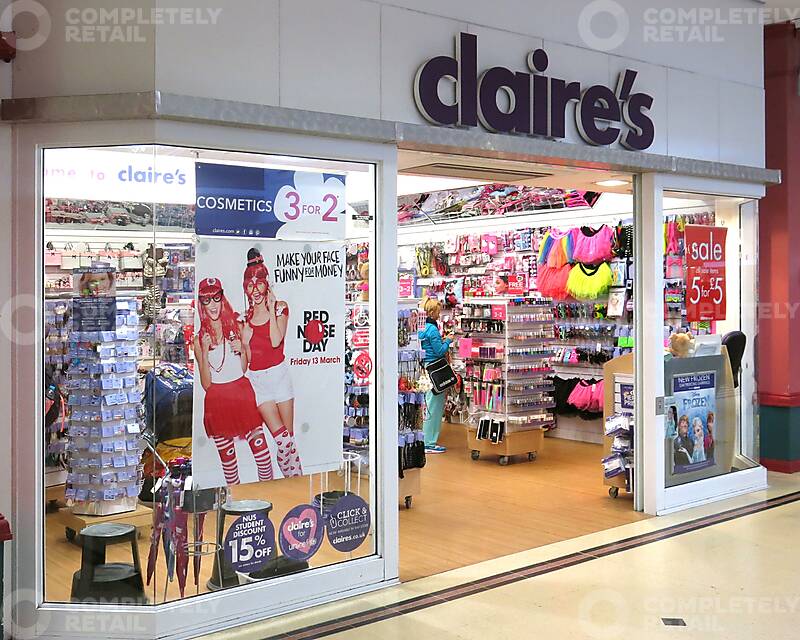 Unit 12, Vicarage Field Shopping Centre