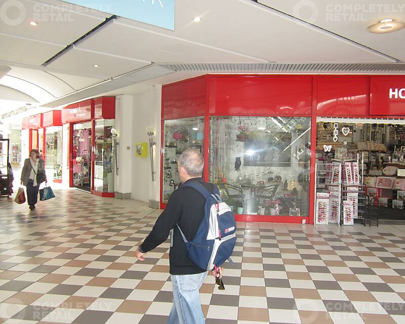 Unit 2.25/27, St Nicholas Shopping Centre