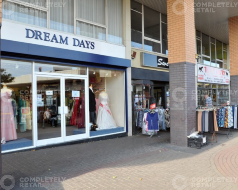 Unit 7 Birdcage Walk, Churchill Shopping Centre - Picture 1