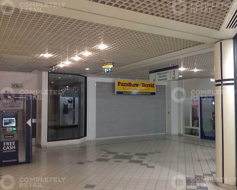 G11, Princes Quay Shopping Centre - Picture 1
