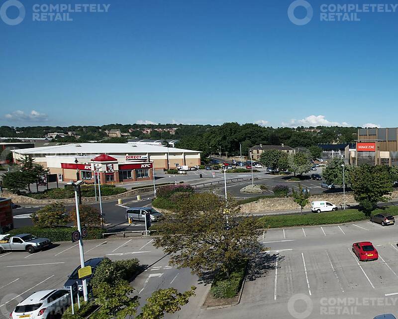 Retail Warehouse, Railway Street Retail Park - Picture