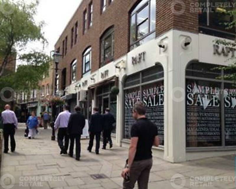 51-53 Camden Passage - Picture 1