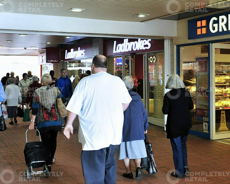 36/38 Staveleigh, Ladysmith Shopping Centre, Ashton Under Lyne - Picture 2023-03-14-10-31-53