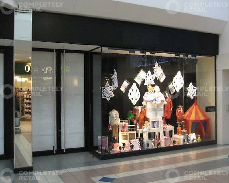 Unit 15, The Avenue Shopping Centre - Picture 1