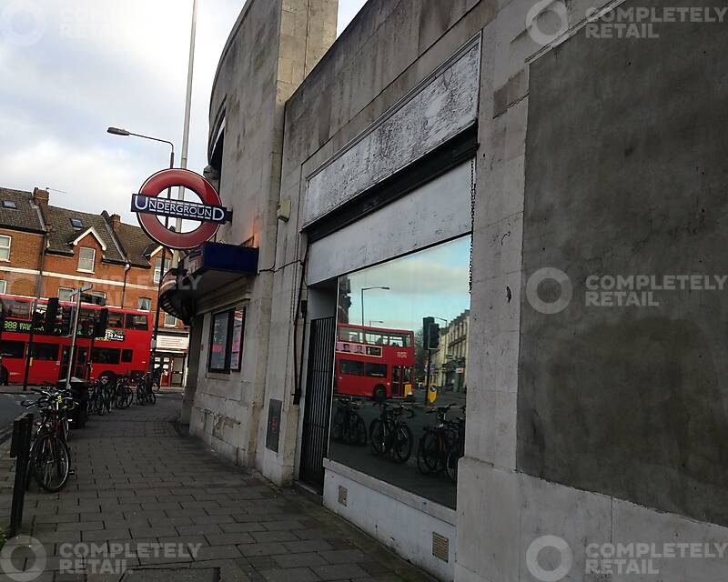 Former BTP office, South Wimbledon Underground Station - Picture 1