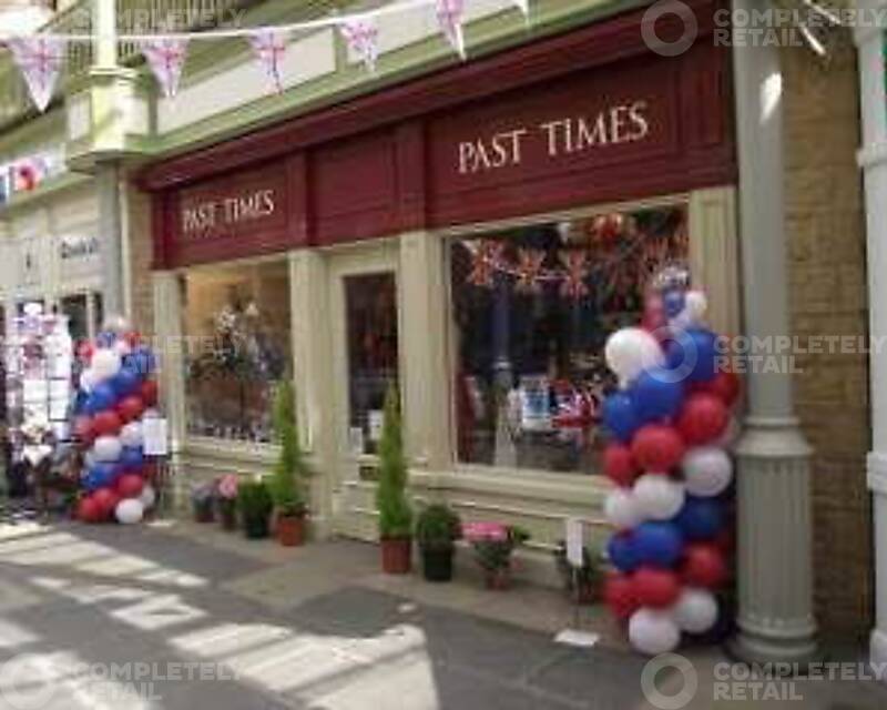 1 Bishops Walk, Bishops Walk Shopping Centre - Picture 1