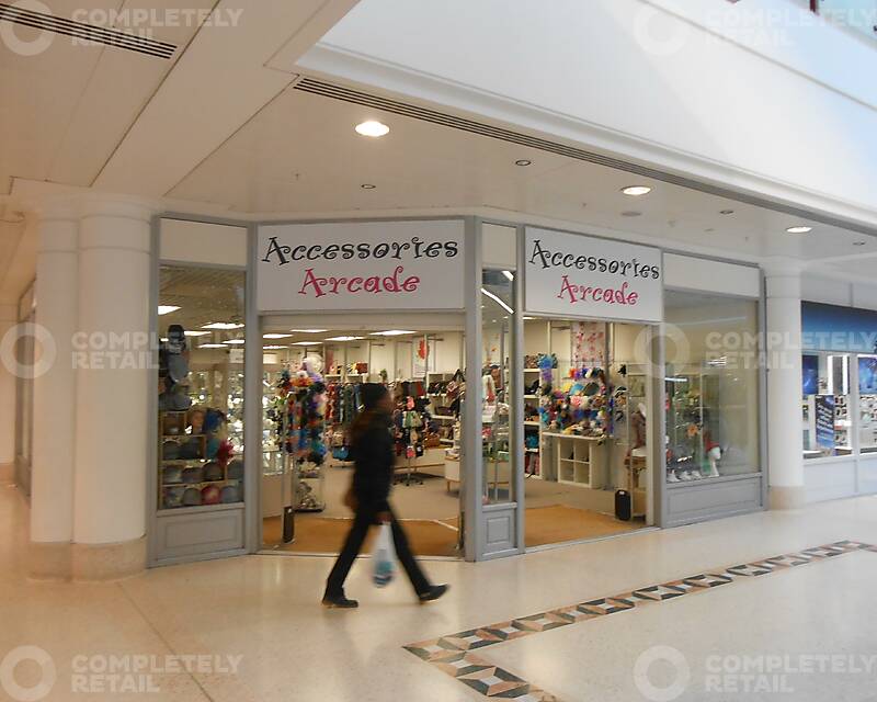 Unit 27, Belfry Shopping Centre - Picture