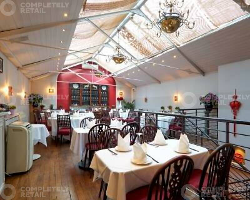 138 Brompton Road, Knightsbridge - Picture 2