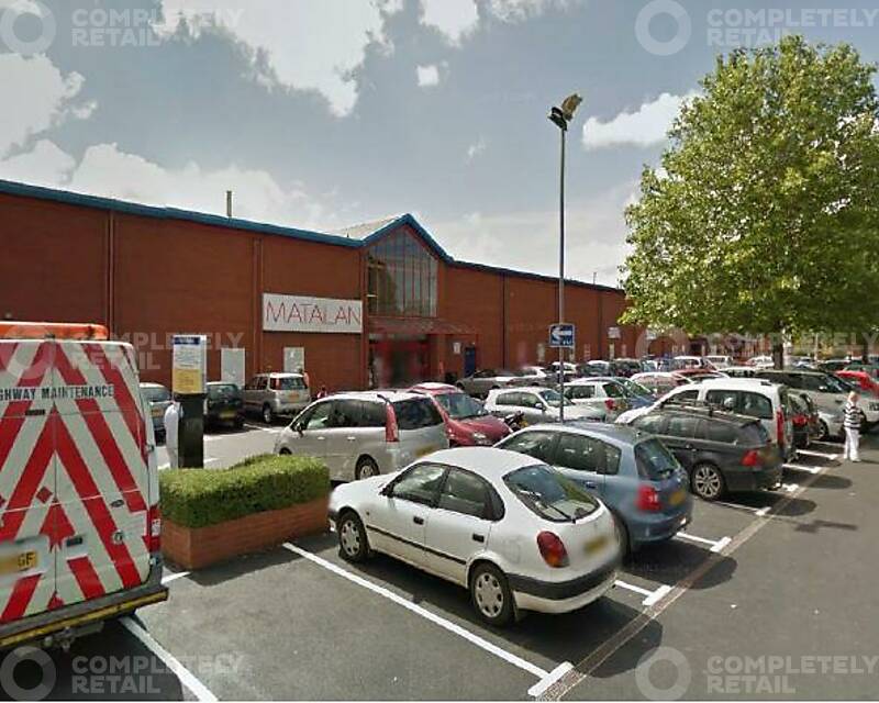 Unit 2, Haven Banks Retail Park - Picture 1