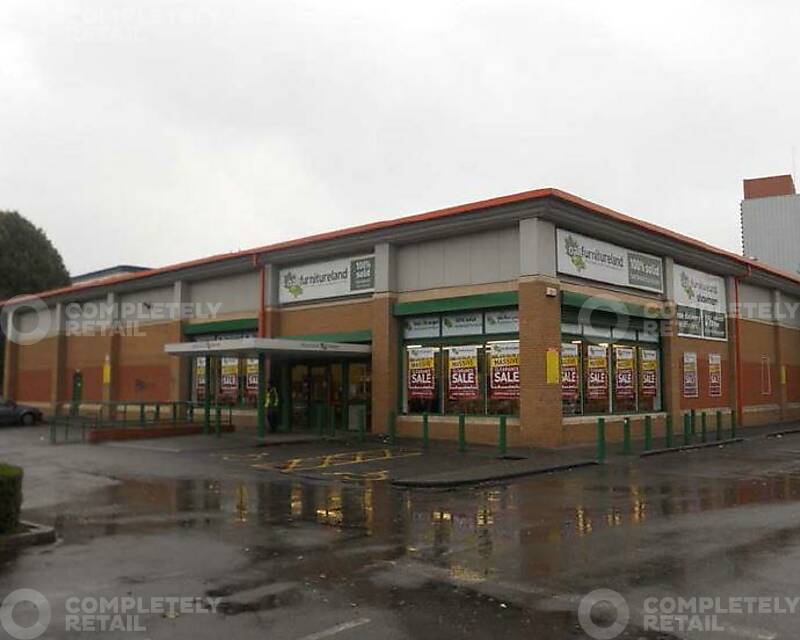 Retail Warehouse Opportunity, St Pauls Retail Park - Picture 1
